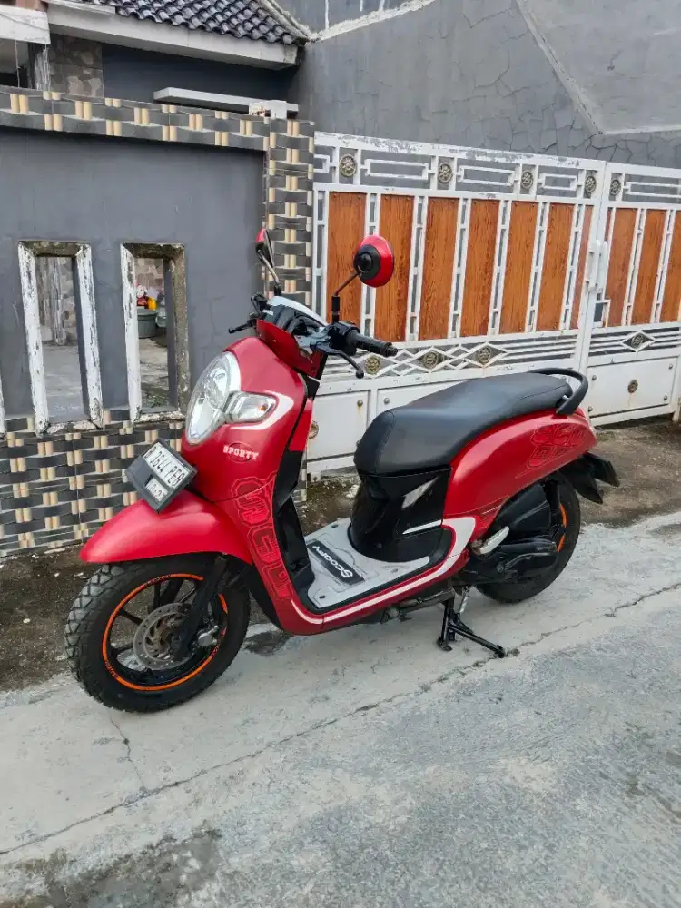 Honda Scoopy F1 esp donat th 2017 plat 2027 mesin halus