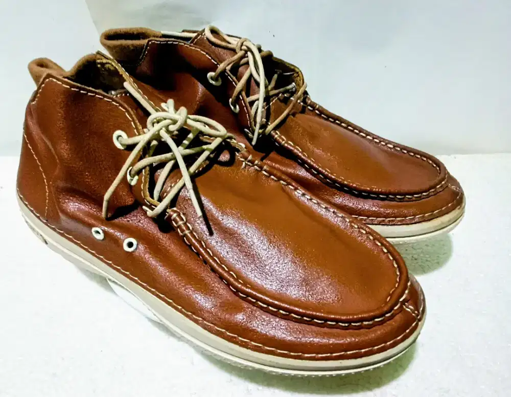 Crocs - Sepatu Pria Casual Kulit Import Original