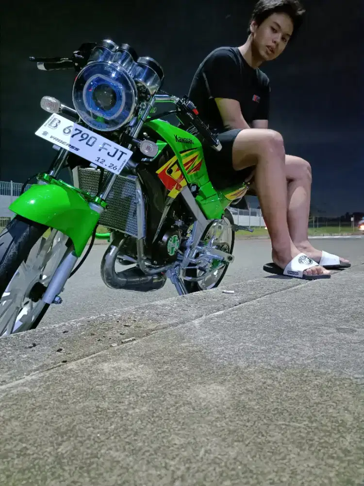 Kawasaki ninja r modif ss hedon