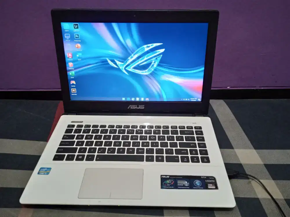 Laptop Asus Slim. Ram 6GB. Autocad 2024 Lancar. Windows 11.