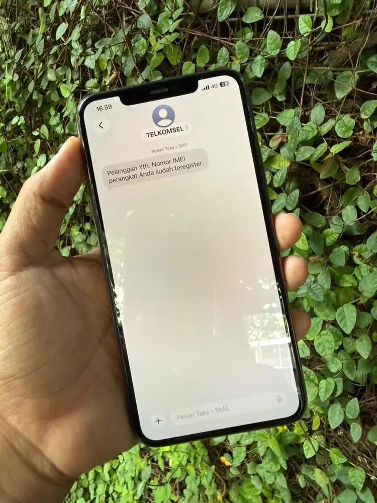 iPhone 11 pro max 256gb imei paten
