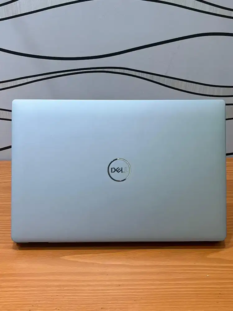 Laptop Dell 5320 Core i7 Gen 11 RAM 8GB SSD 256GB