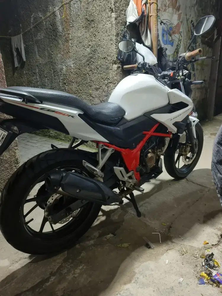 Honda CB150R V3