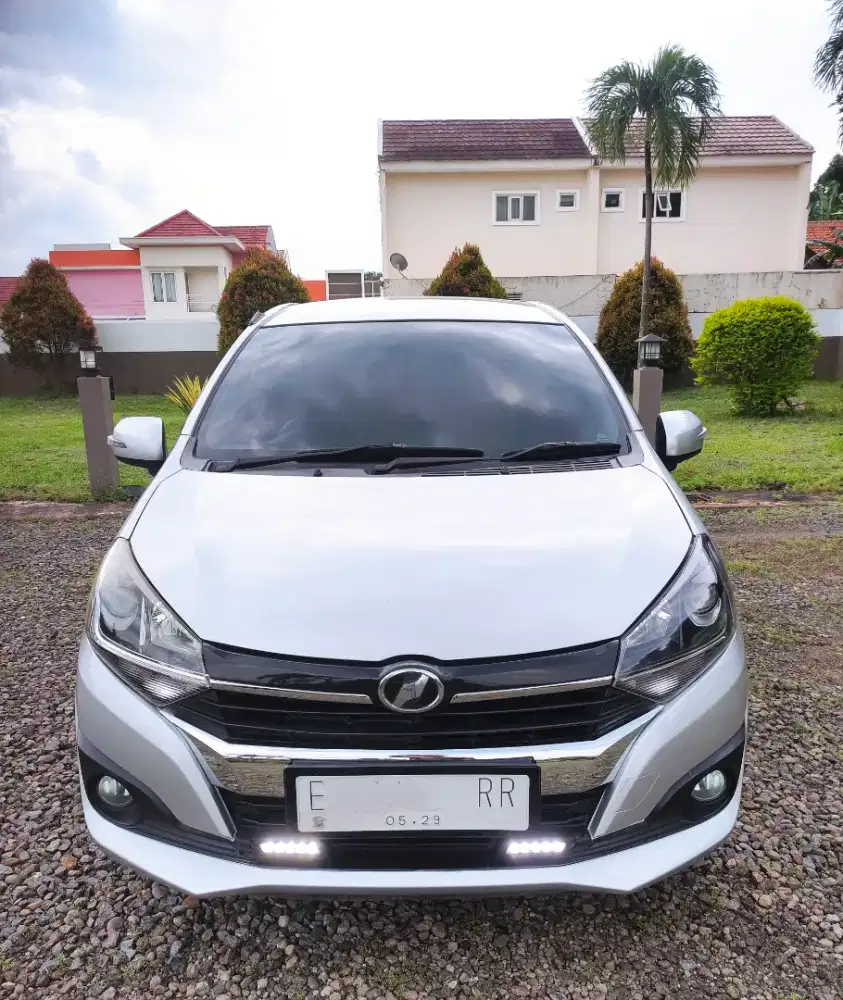 Ayla Tipe R Deluxe (tertinggi)