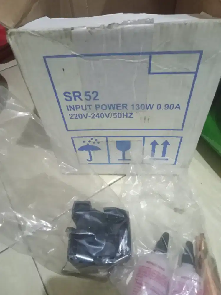 Kompresor kulaks untuk 2 pintu.kindisi baru masih gress komplit PTC