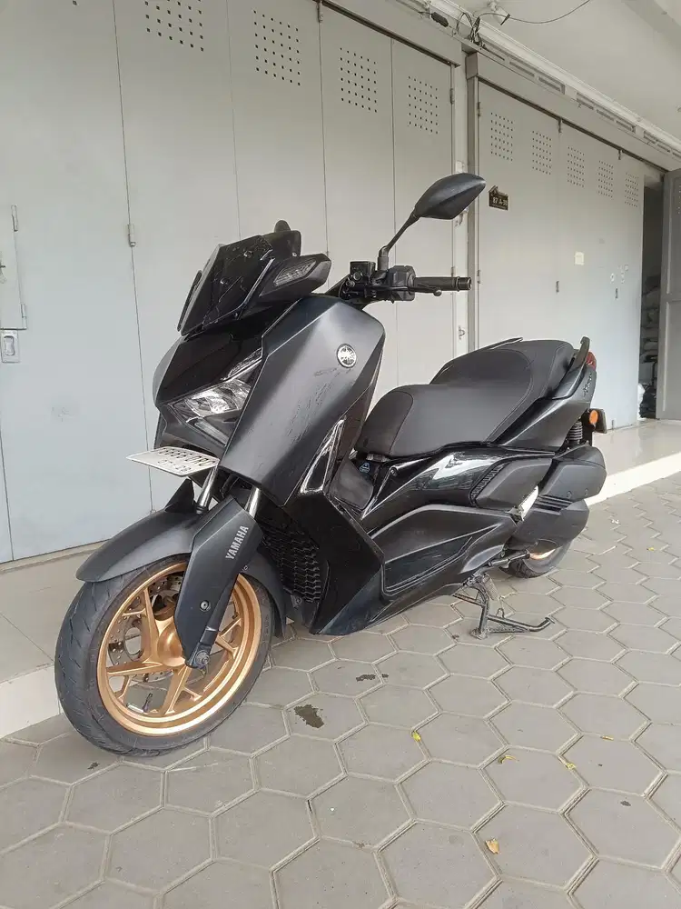 Yamaha xmax 250 ABS conected 2023