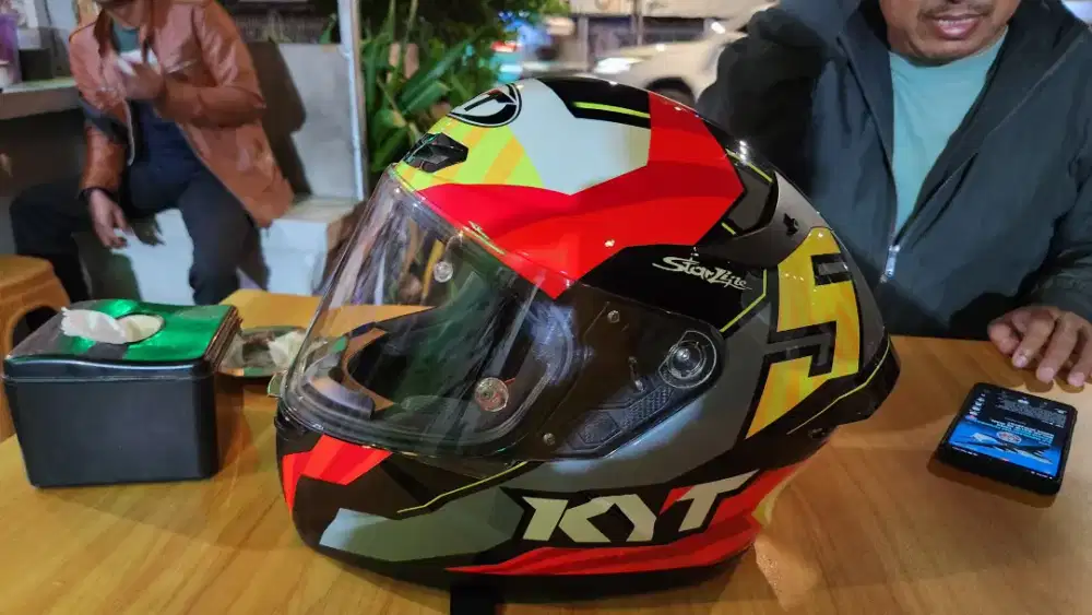 Helm Fullface Kyt tt course Jaume Masia