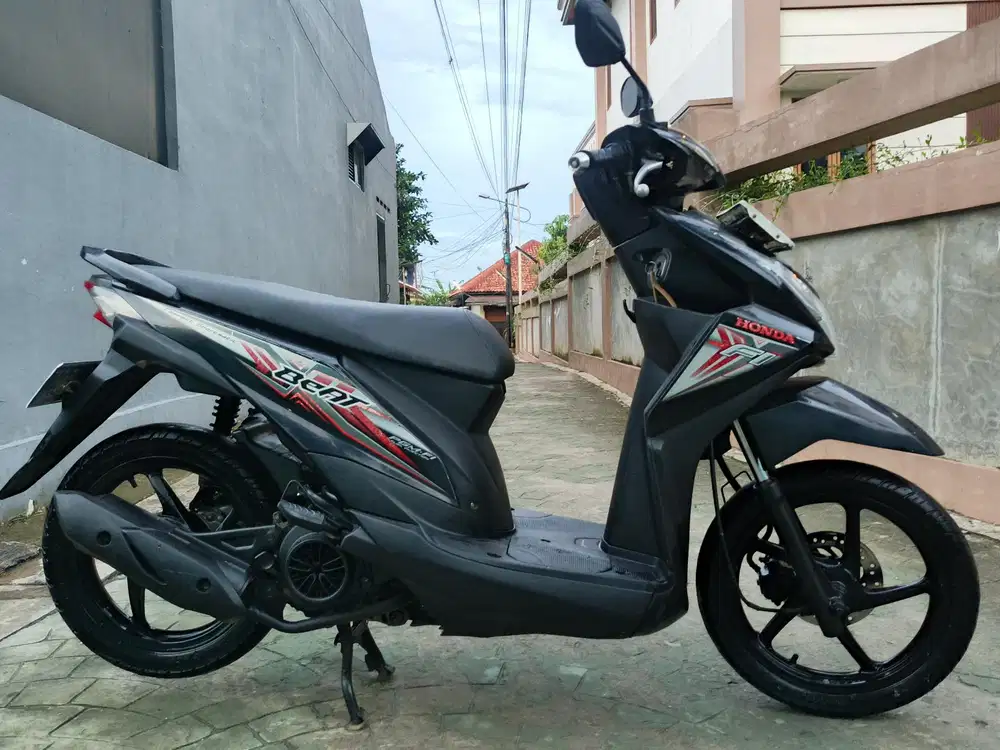 Honda beat FI esp 2015 stater halus mulus terawat