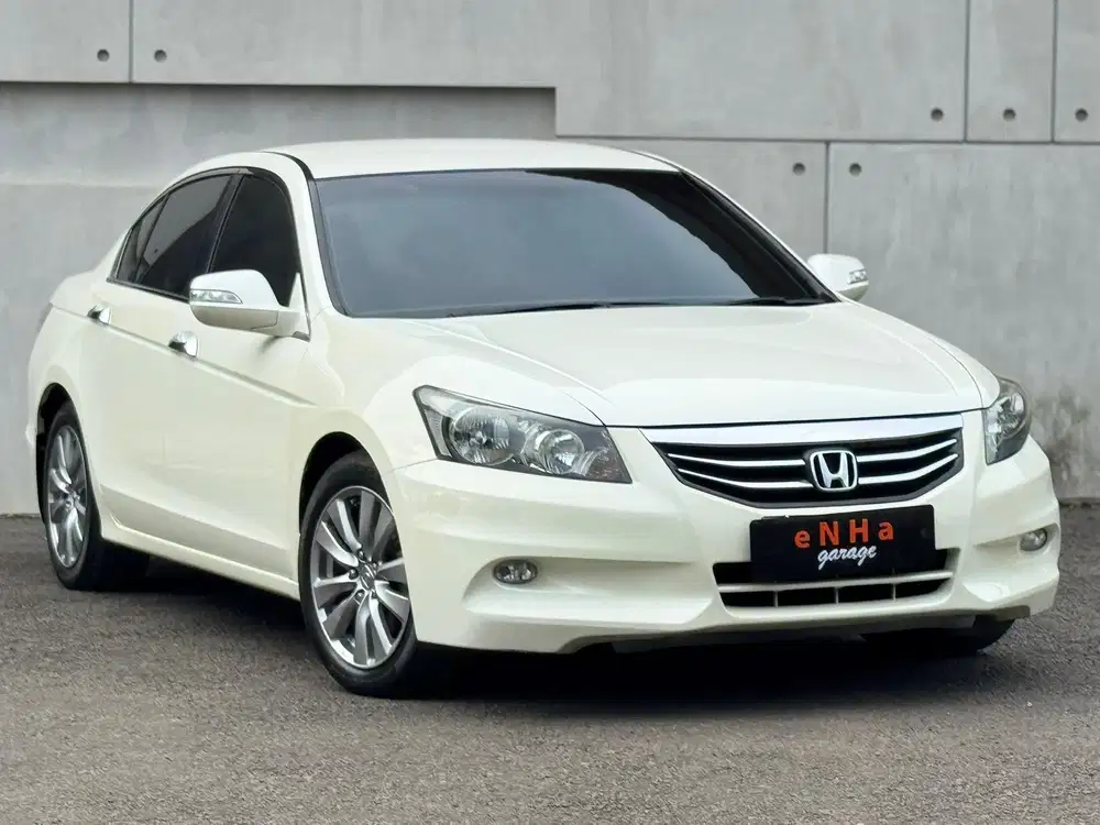 Honda ACCORD VTi-L 2.4 Automatic 2012.. eNHa garage Semarang..
