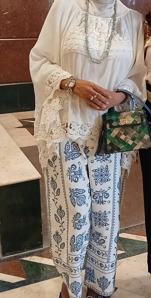 Zara Asli Kulot strimin Etnik