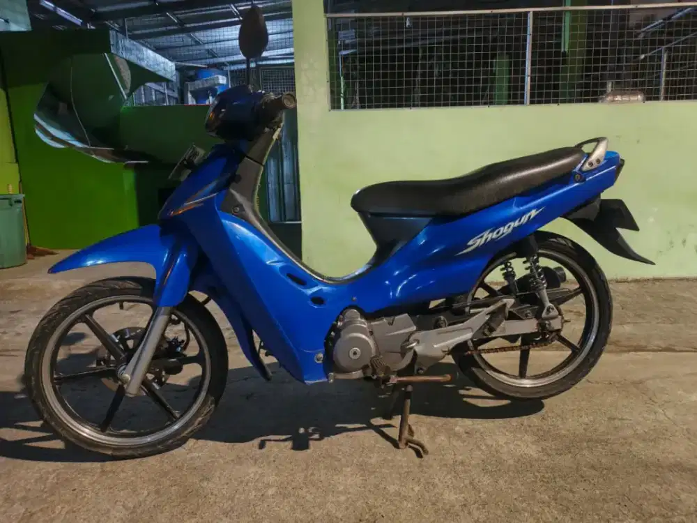 Shogun R THN 2002 plat AB sleman