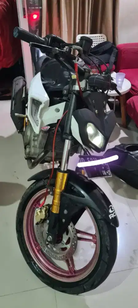 Yamaha Vixion 2016 Advance.Srt lengkap.pjak 1x.plat D 2027