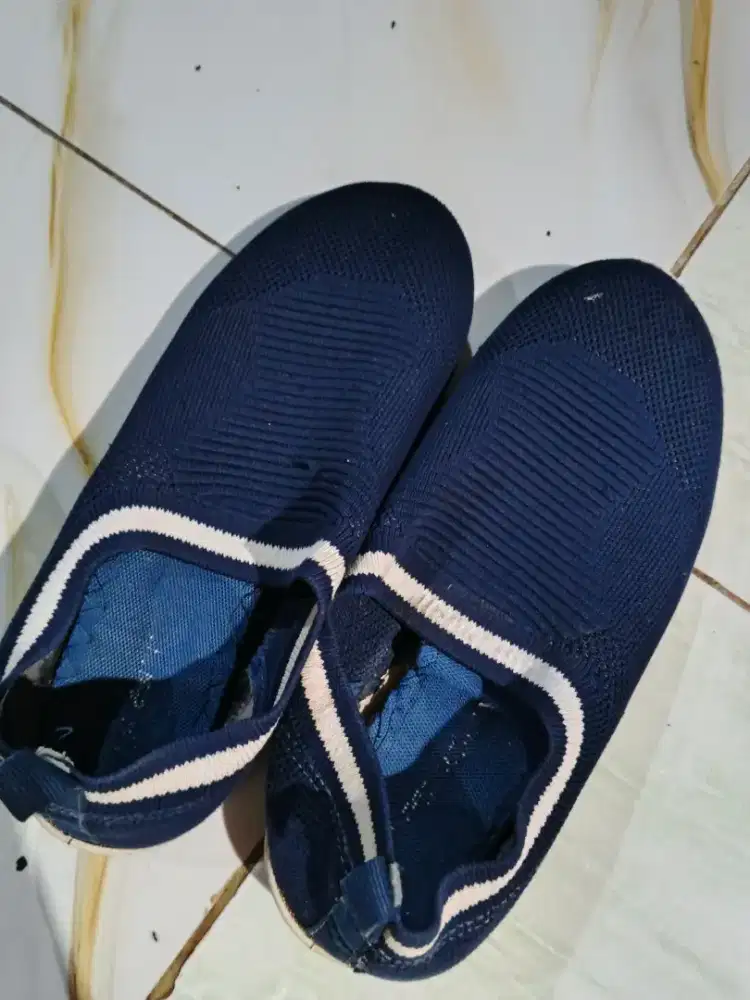 Sepatu Kets Wanita