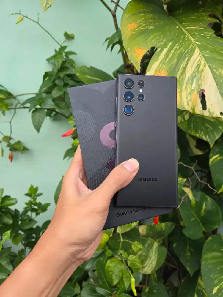 Samsung S22 Ultra 5G 12/256 Gb Sein Fullset Nominus