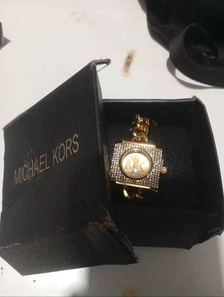 Jam tangan wanita michael kors