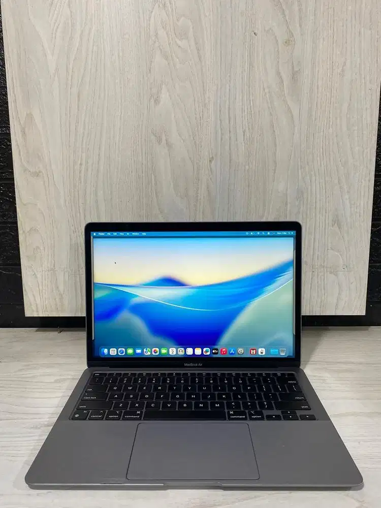 Macbook Air M1 2020 13inc RAM 8gb SSD 256gb