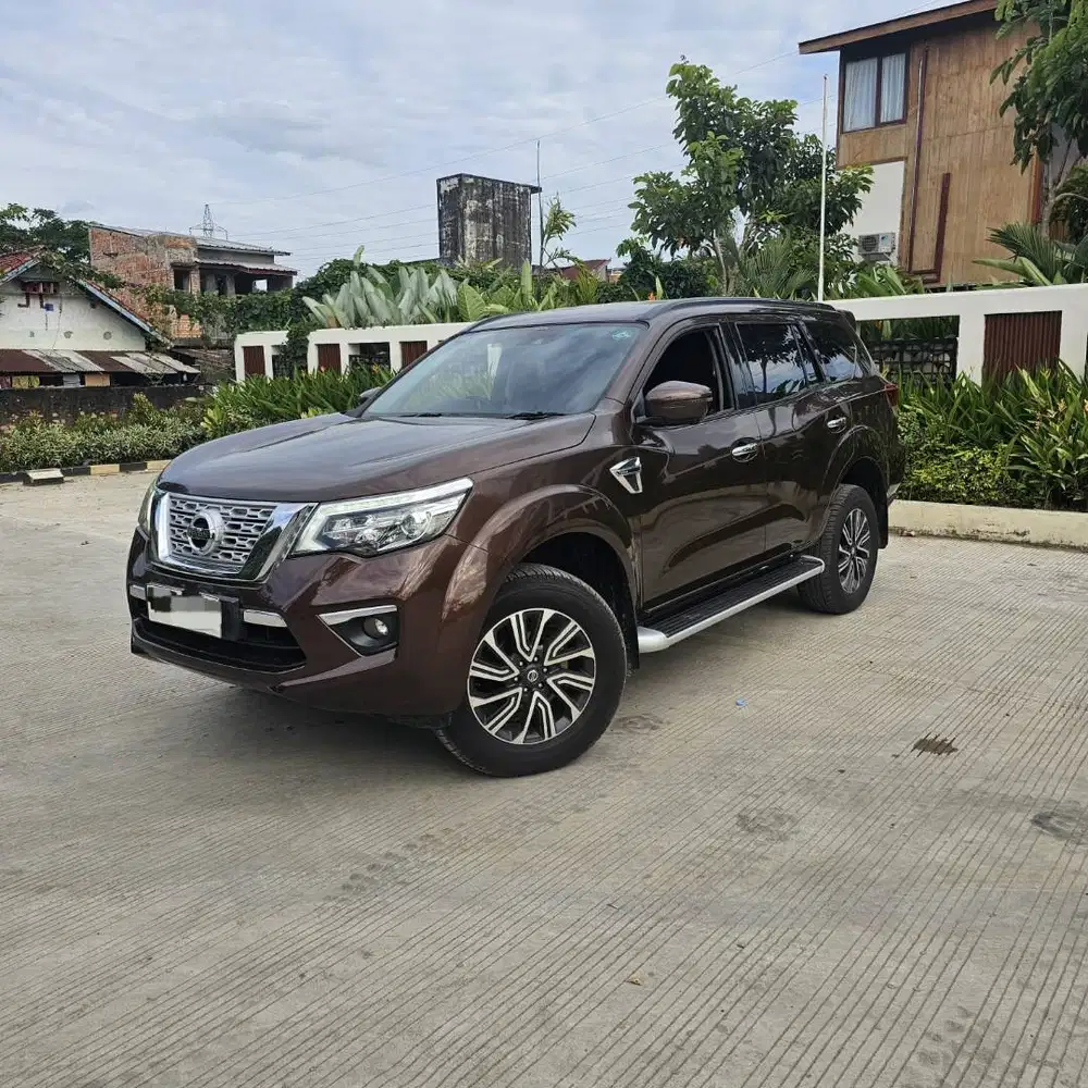 NISSAN TERRA 2.5 VL A/T 2018/2019