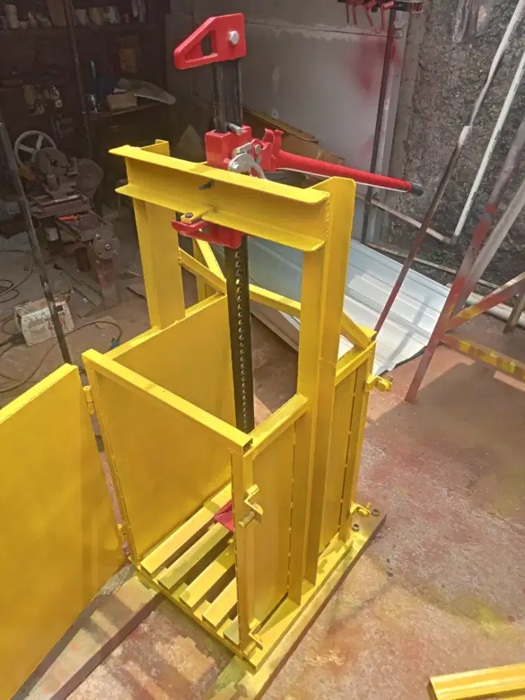 Alat pres manual botol,gelas plastik,kardus