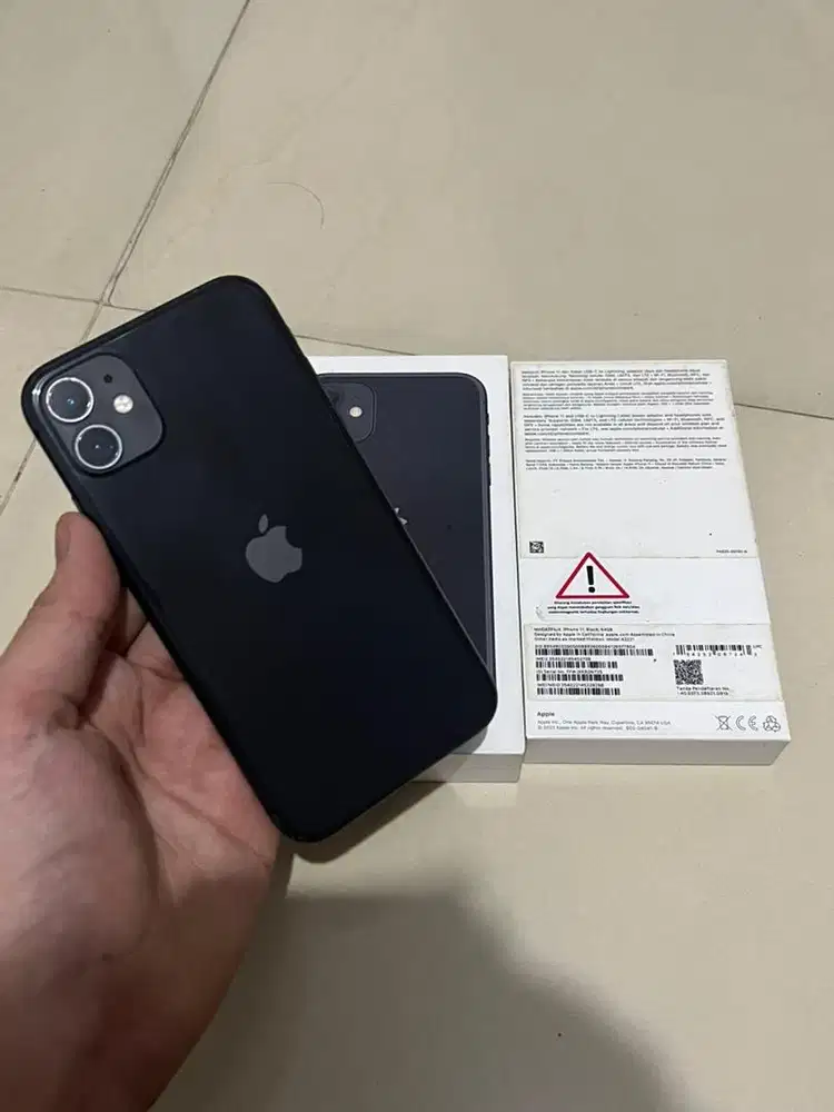 iphone 11 64gb IBOX FULLSET ORIGINAL