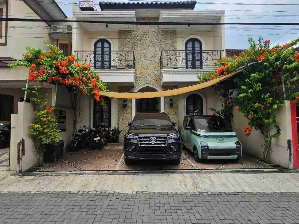 HOMESTAY DIJUAL JOGJA MEWAH ESTETIK FULL FURNISH SETURAN CONDONGCATUR DEPOK SLEMAN