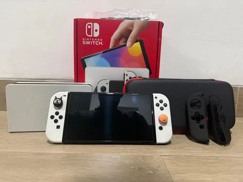Nintendo Switch OLED White