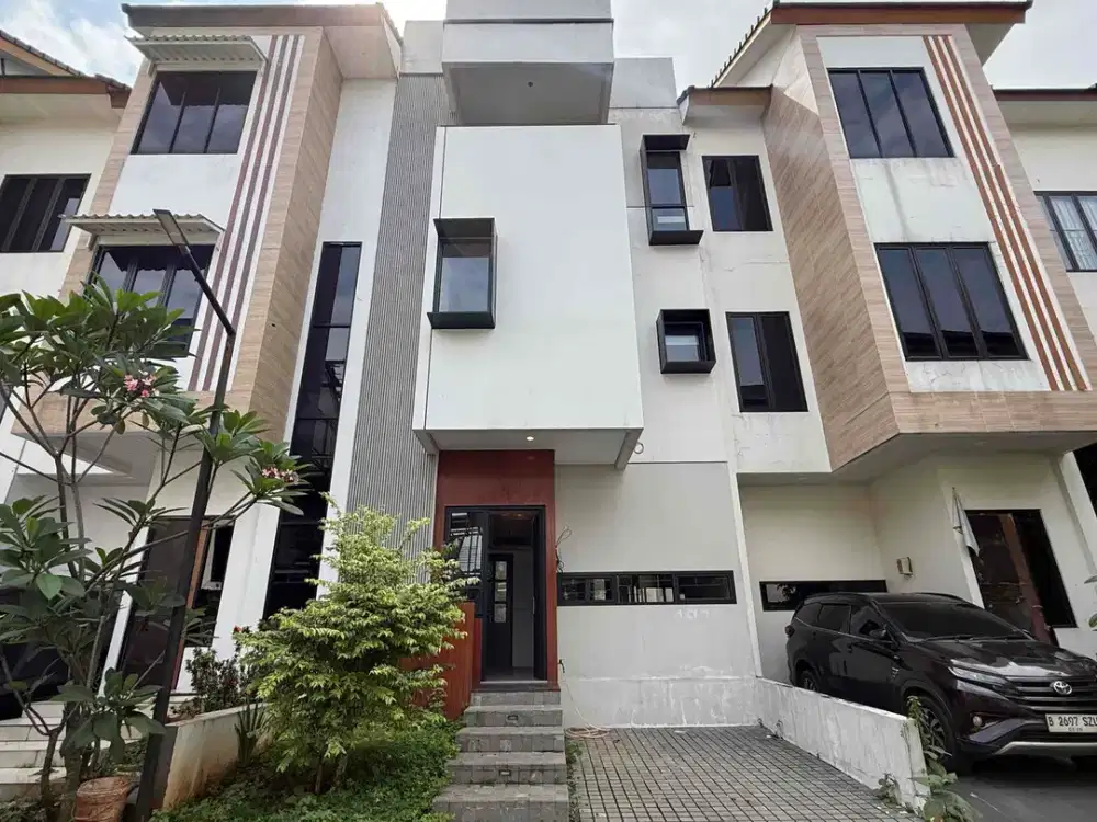 Rumah Siap Huni Full Furnished, Dekat Tol Cibubur - Jakarta timur