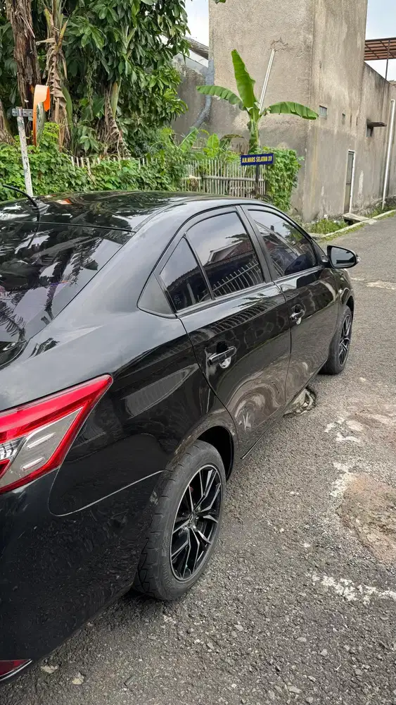 Toyota Limo 2015 Bensin