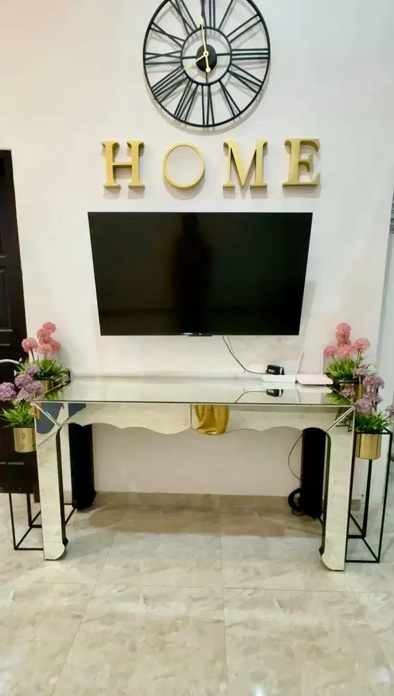 Informa set meja hias dan vas bunga