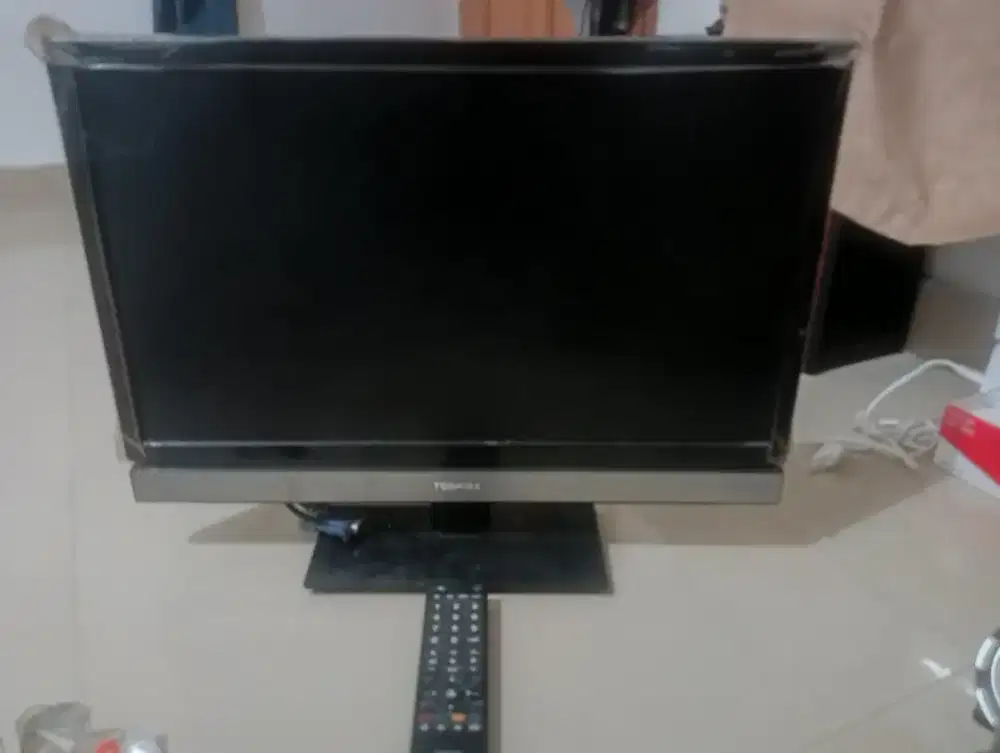 Monitor TV dan PC Toshiba 24 inch