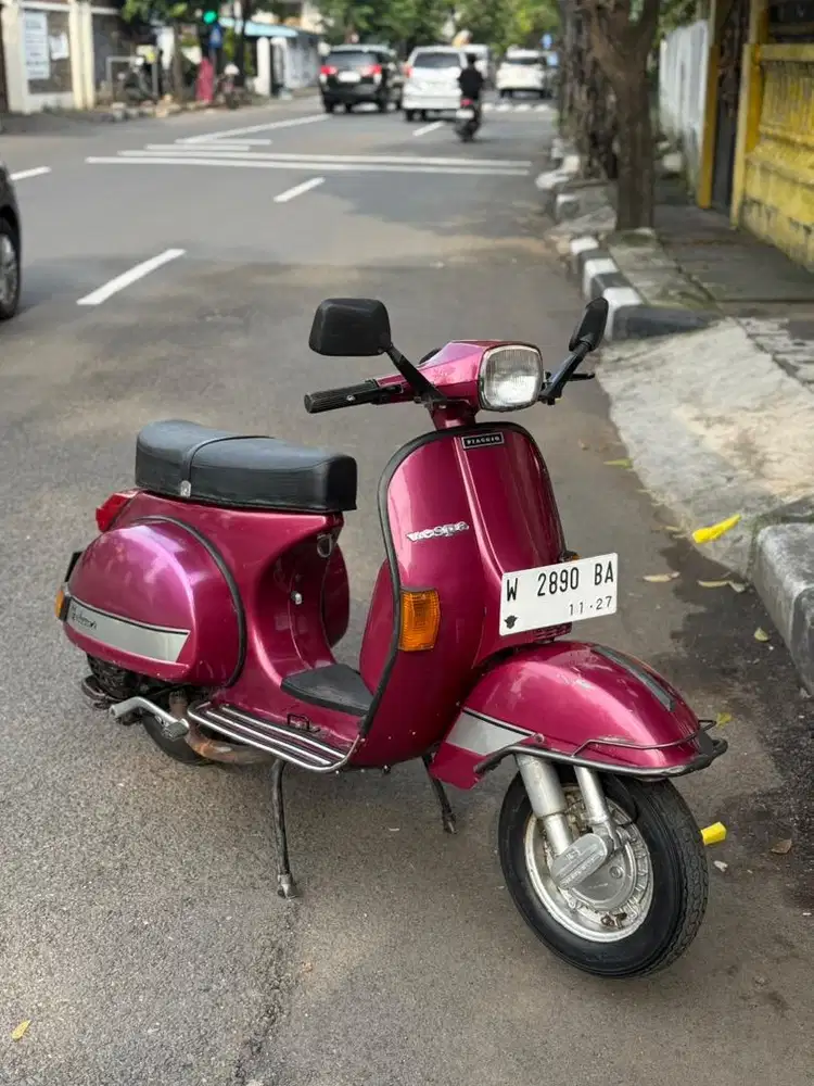 Vespa px Exclusive plat hidup