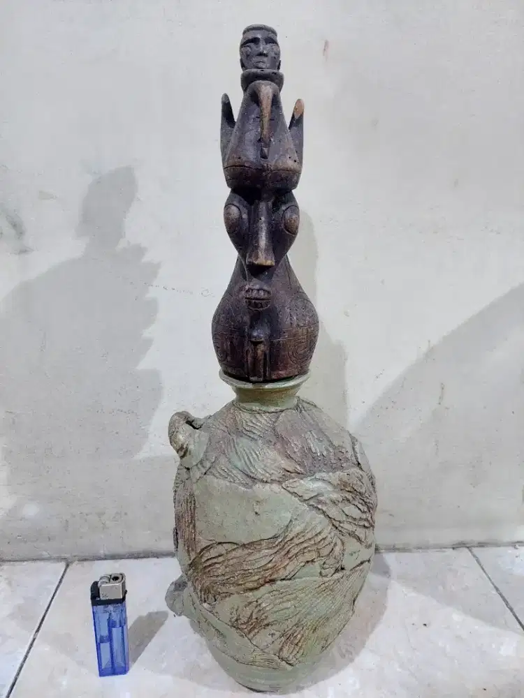 Guci Antik Lawas Patung Batak