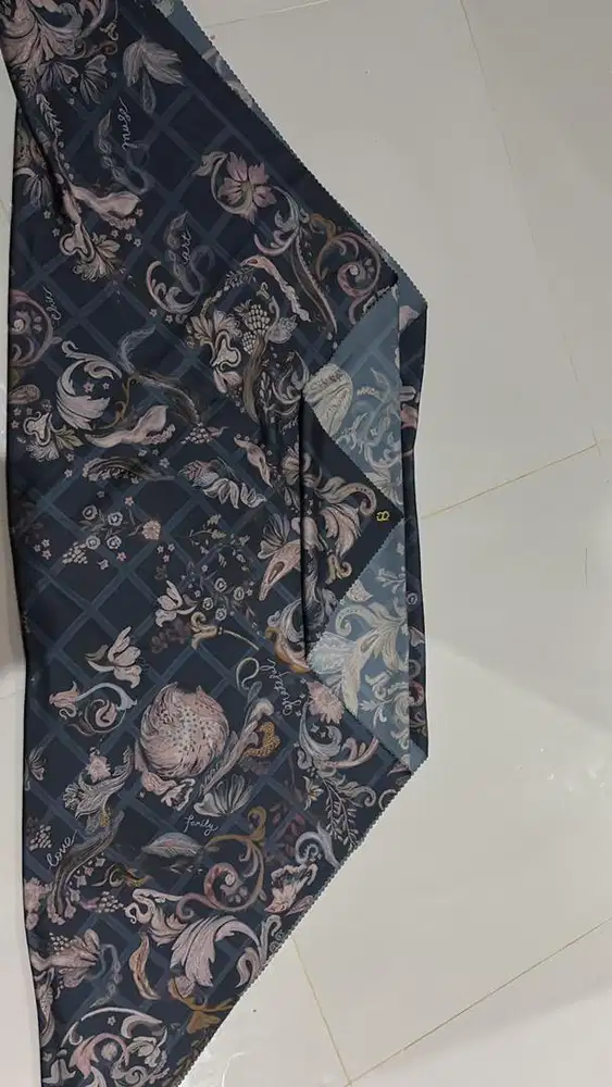 Jilbab bs biru dongker