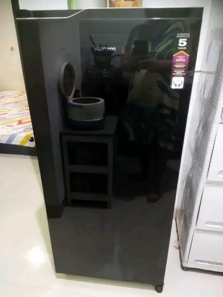 Jual kulkas polytron
