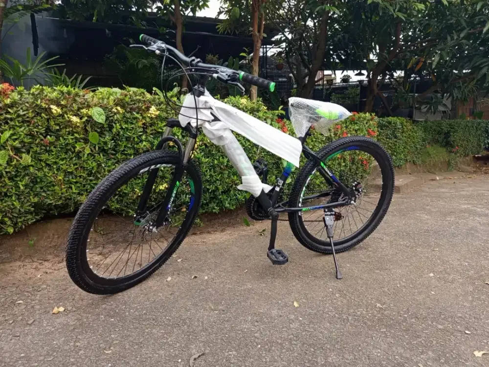 Sepeda Gunung 'SUMAX'