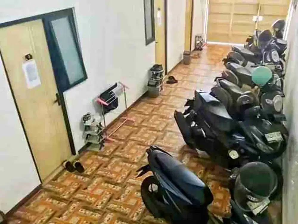 Dijual Rumah Kost 2 Lantai Beserta Furnish Bogangin Karangpilang