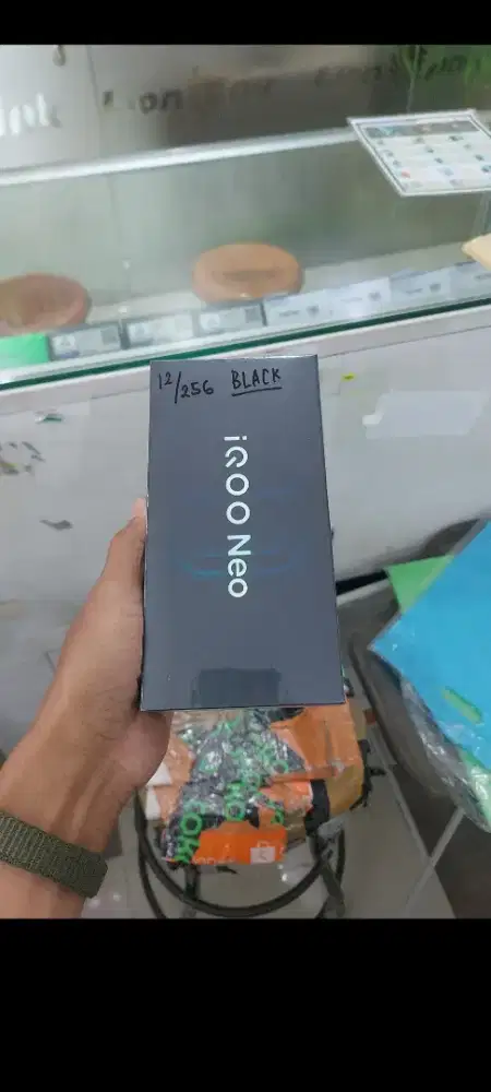 Vivo iqoo Neo 10 ram 12gb 5G dan8/256 garansi resmi