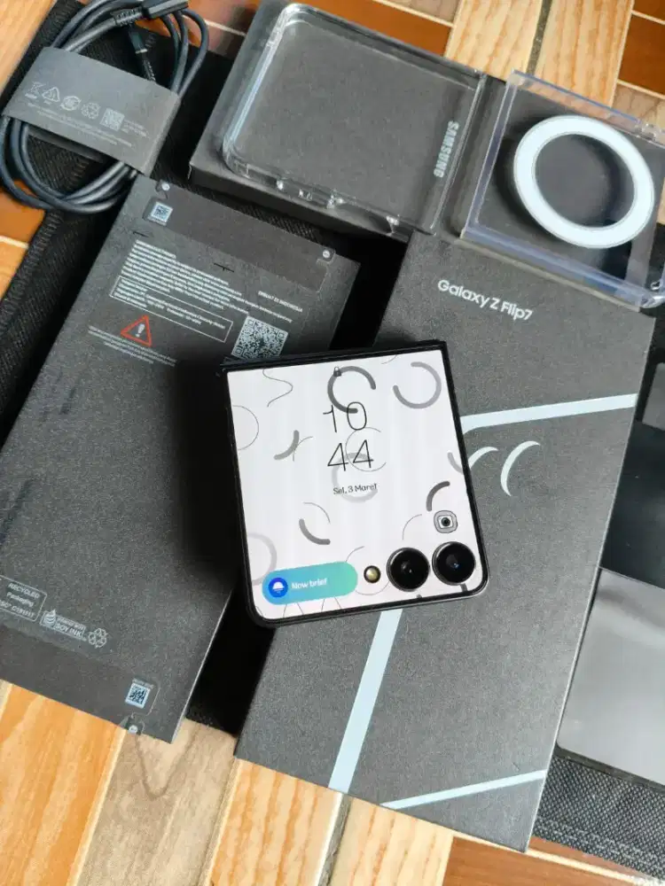 Z Flip 7 5G 12/256 mulusss