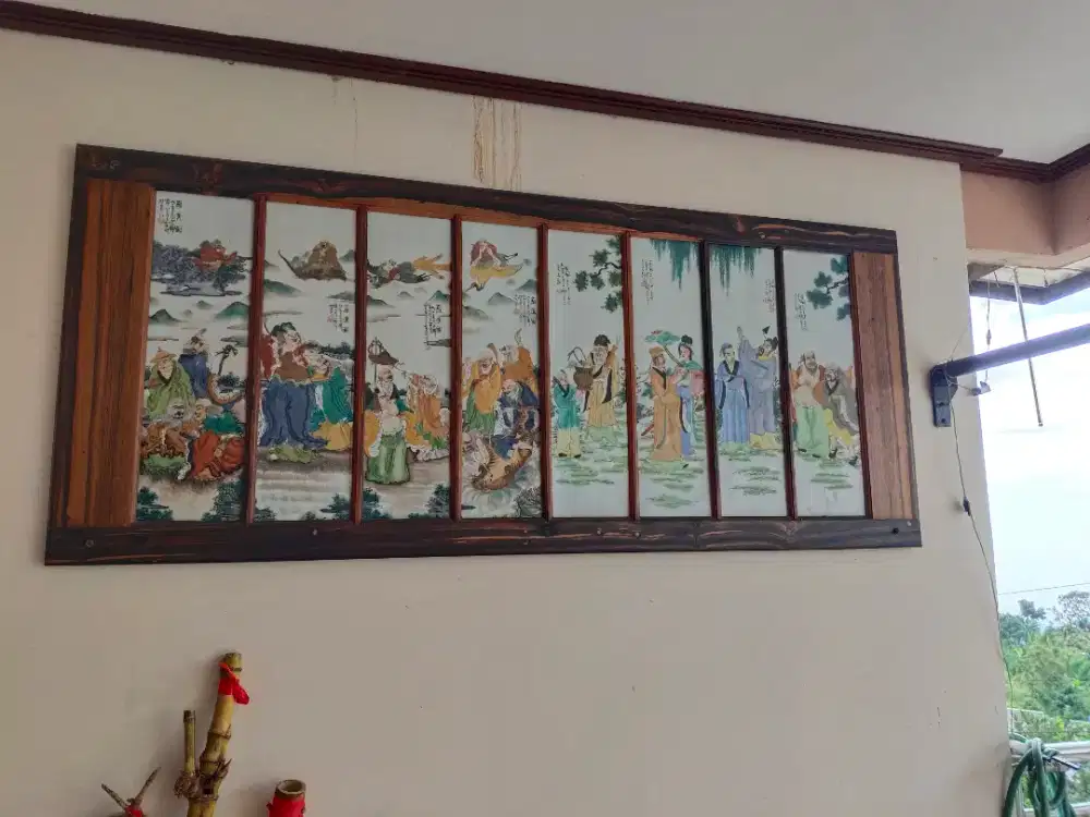 Lukisan keramik 8 dewa