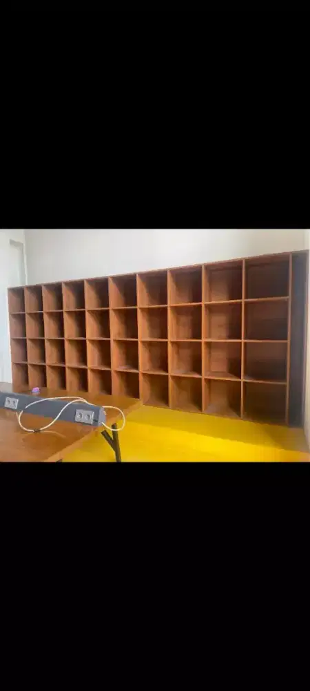 Rak lemari kayu cocok untuk rak buku, rak hias @dinantisecondhand