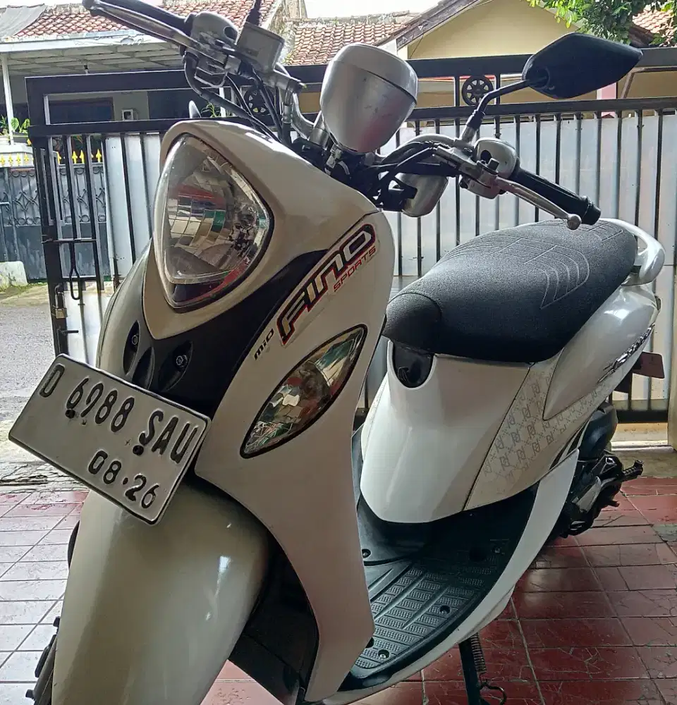 Yamaha Fino Sporty Fi 2015 Putih mulus siap pakai mantaap