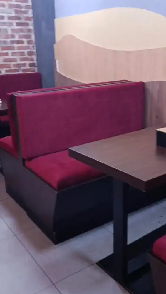 Servis sofa ganti cover bergaransi