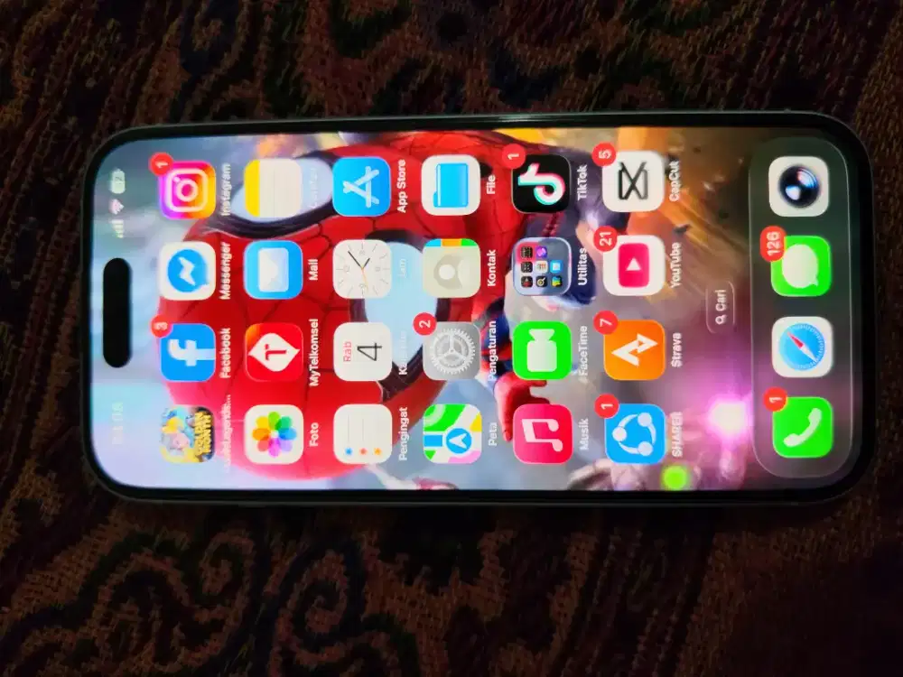 Iphone 15 Warna Biru