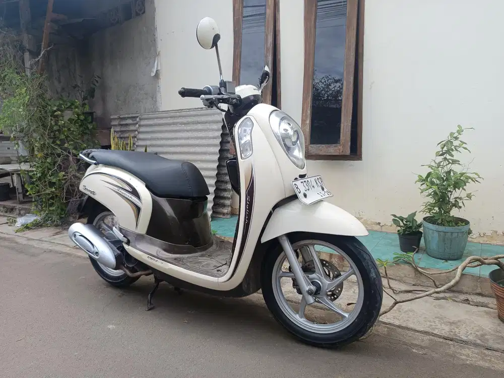 Honda scoopy fi 2014 lengkap mesin halus