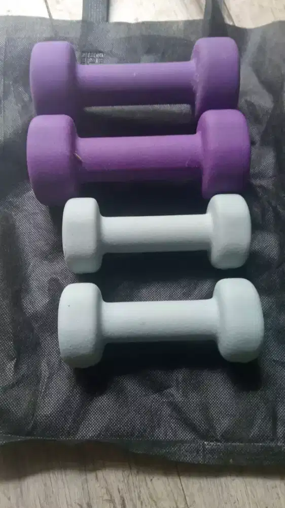 Set 2 kg dan 1 kg @dinantisecondhand