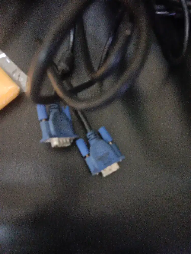 Kabel VGA Original 15 Pin Male to Male – Monitor / Proyektor – Normal