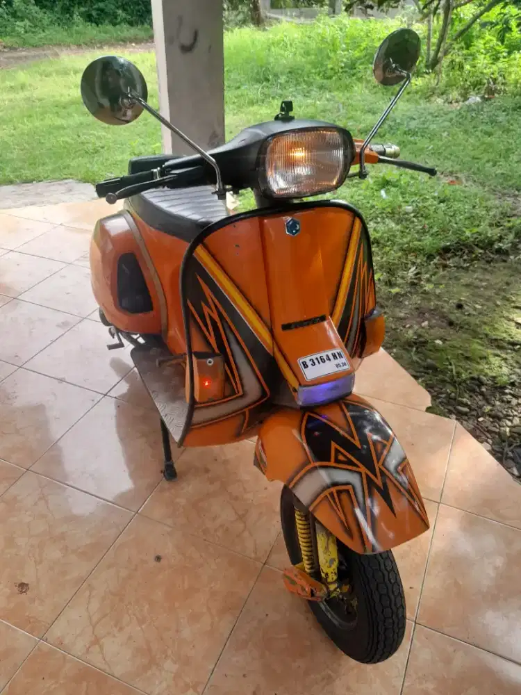 Vespa P150S surat lengkap sehat mulus