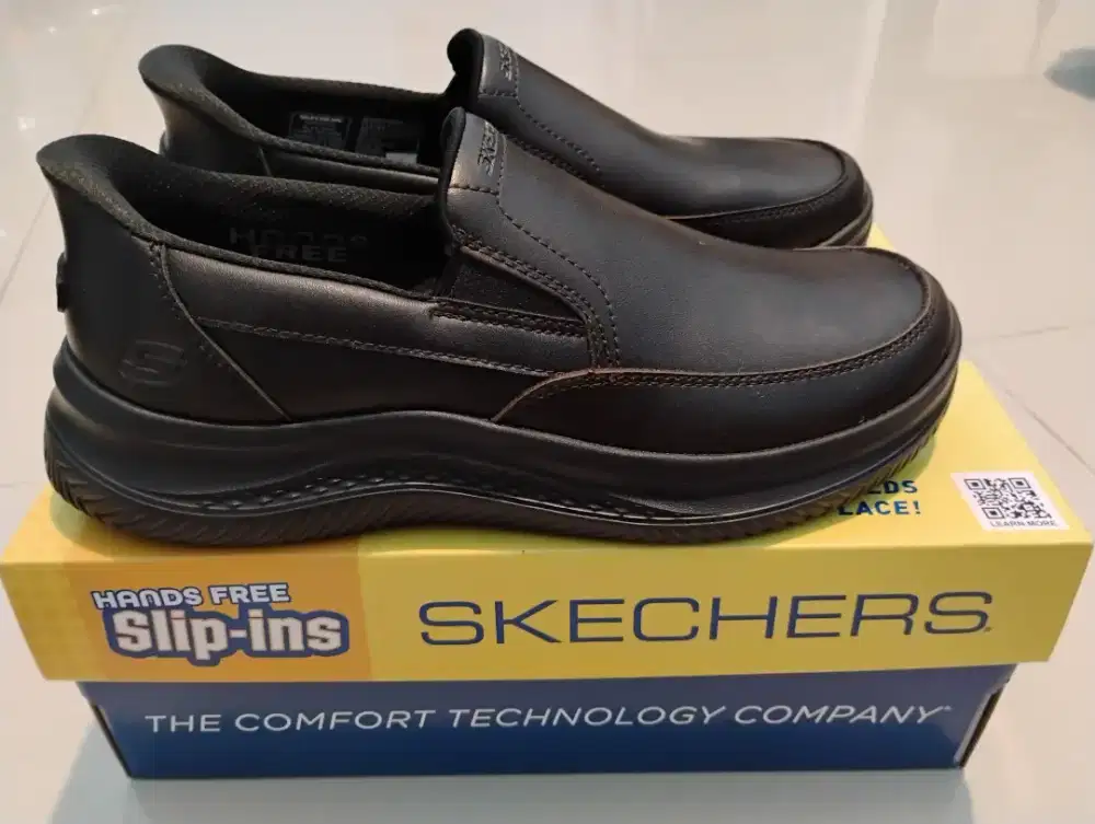 Sepatu Skechers Slip-Ins Ultra Flex 4.0