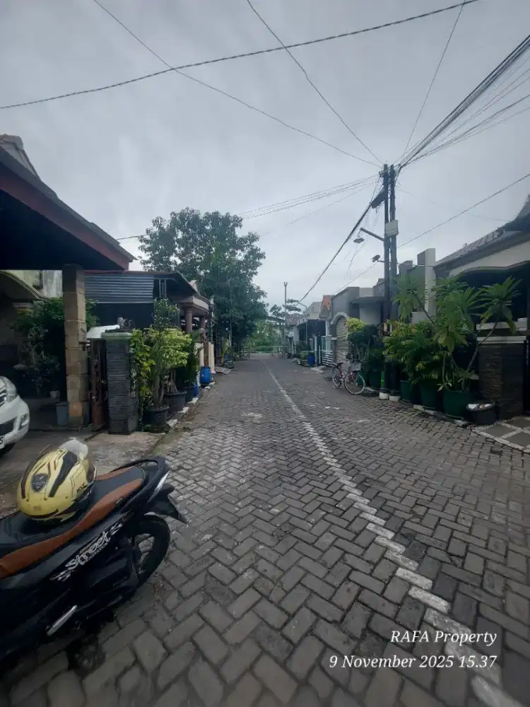 Dijual cepat dan murah rumah 2 lantai ready di Cluster Pedurungan