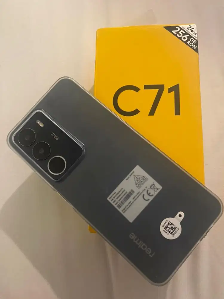 Realme C71 menawan