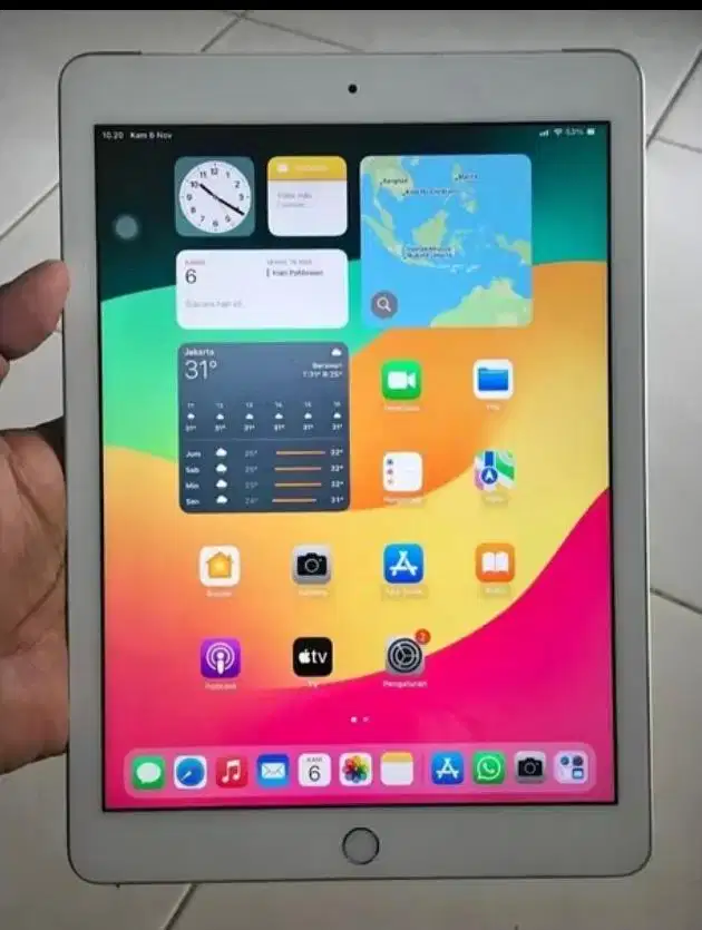 Di jual ipad Gen 6 wifi only masih mulus
